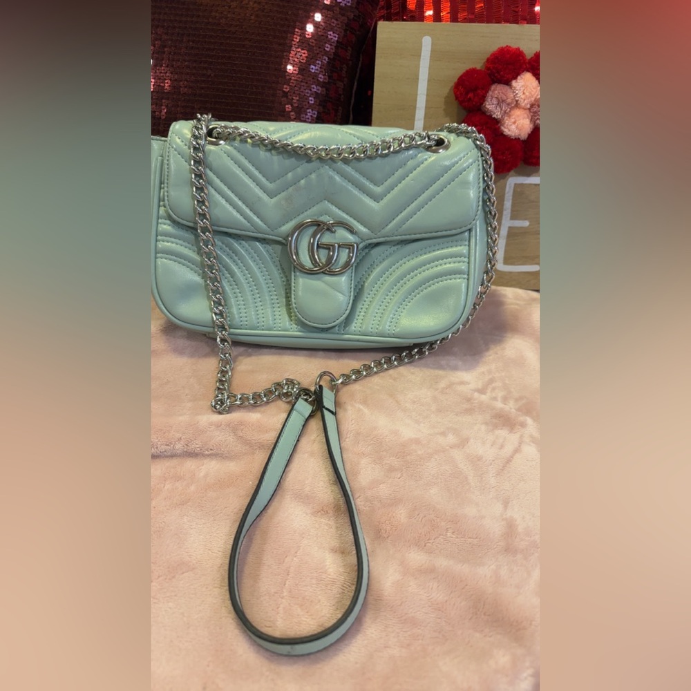 GUCCI pre-loved GG Marmont Matelasse medium purse mint green - Picture 2 of 7
